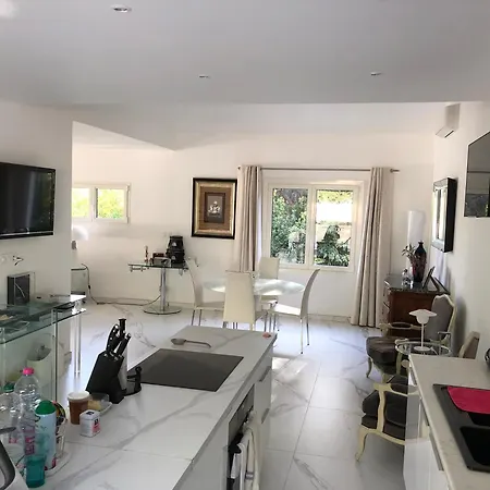Villa De Style Moderne 3